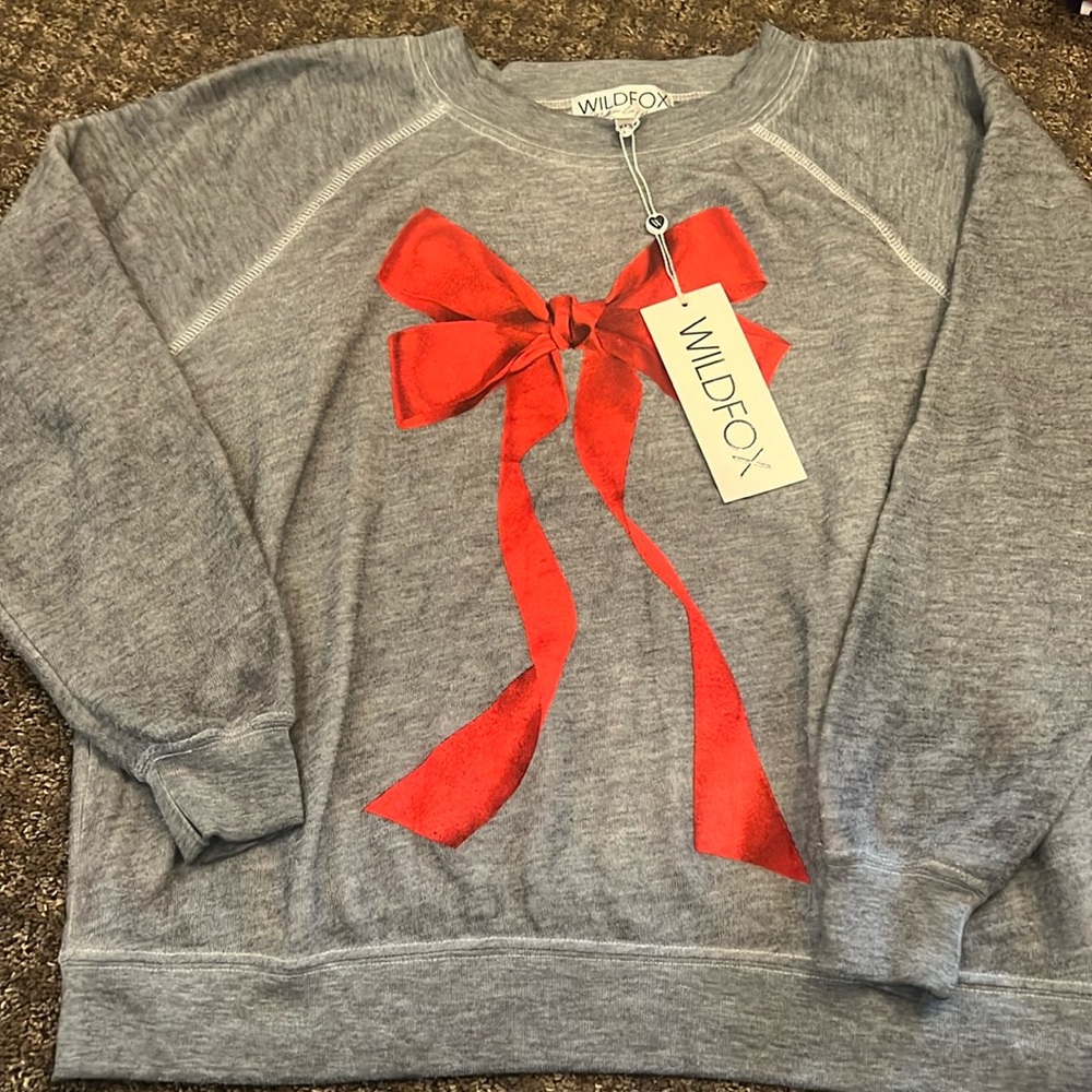 Wildfox ~ I’m The Present Sweatshirt - large red bow! So adorable! Size xxs! BOW